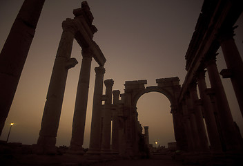 Image showing SYRIA PALMYRA ROMAN RUINS