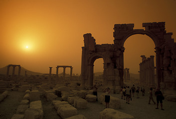 Image showing SYRIA PALMYRA ROMAN RUINS