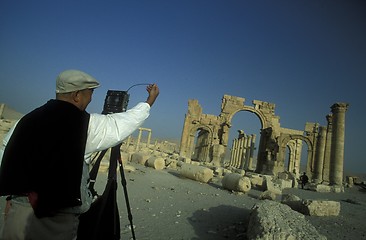 Image showing SYRIA PALMYRA ROMAN RUINS