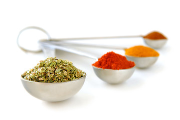 Image showing Spices in measuring spoons