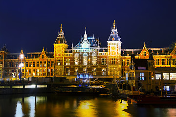 Image showing Amsterdam Centraal railway station