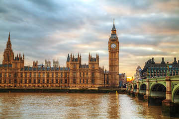 Image showing London with the Elizabeth Tower and Houses of Parliament