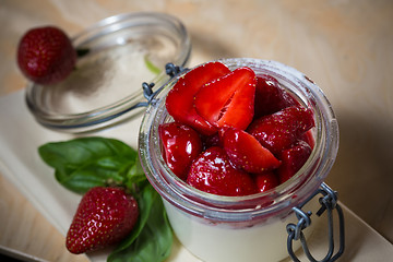 Image showing Strawberry tiramisu with mascarpone.