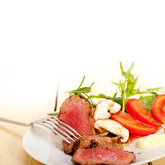 Image showing beef filet mignon grilled with vegetables