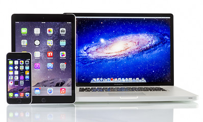 Image showing Apple  Macbook Pro, iPad Air 2 and iPhone 6