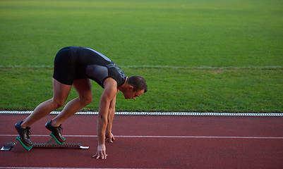 Image showing Athletic man start