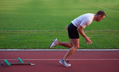 Image showing Athletic man start