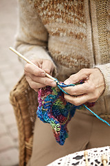 Image showing Woman Kntting