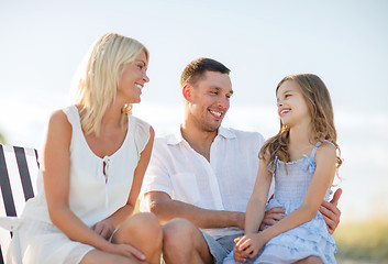 Image showing happy family having a picnic