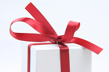 Image showing closeup present ribbon