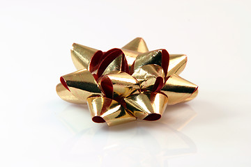 Image showing gold gift bow