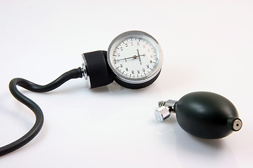 Image showing retro sphygmometer