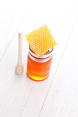 Image showing honey with honey comb