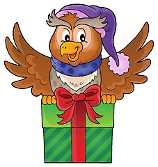 Image showing Owl with gift theme image 1