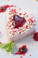 Image showing heart-shaped valentine cake