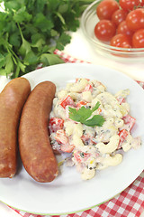 Image showing pasta salad with bell pepper, tomatoes and Mettenden