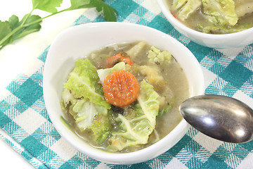 Image showing Savoy cabbage stew with leeks
