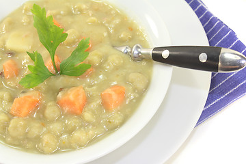 Image showing Pea soup with carrots