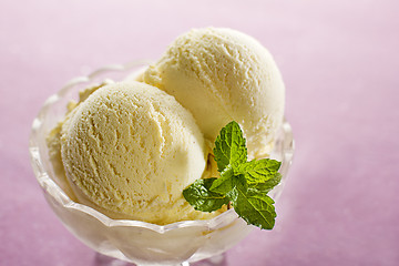 Image showing Vanilla ice cream