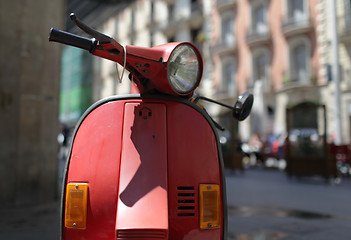 Image showing  Old motor scooter