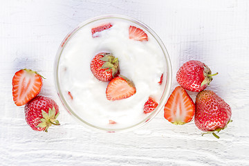 Image showing strawberry yoghurt