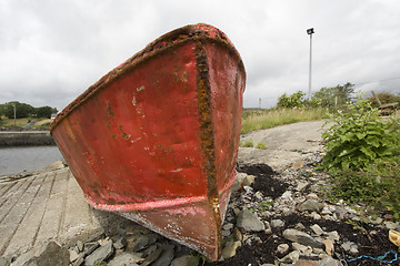 Image showing Rusty old boat