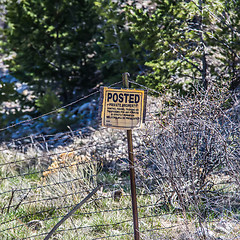 Image showing posted no tresspassing sign or keep out