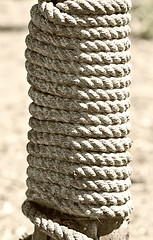 Image showing pole with rope