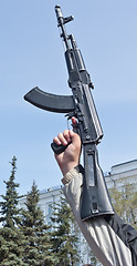 Image showing hand with ak 74