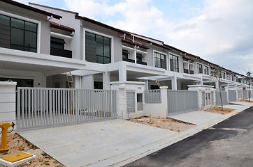 Image showing Terrace house under the blue skies