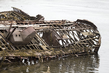 Image showing skeleton of an ancient ship after crash