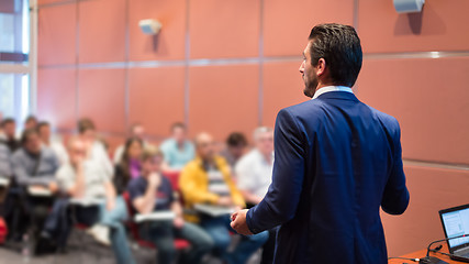 Image showing Speaker at Business Conference and Presentation.