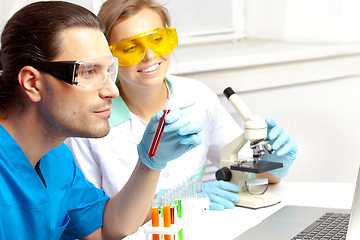 Image showing two doctors in the lab