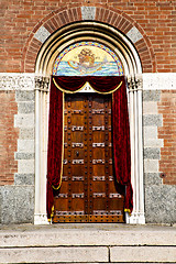 Image showing  italy  lombardy     in  the legnano old    closed brick  step  