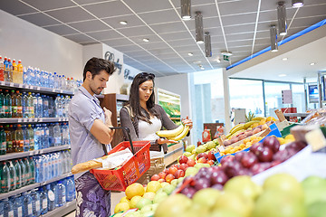 Image showing couple shopping in a supermarket