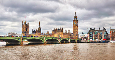 Image showing London with the Clock Tower and Houses of Parliament