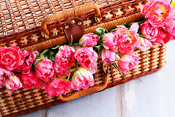 Image showing picnic basket