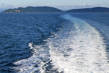 Image showing   asia  myanmar  lomprayah  bay 