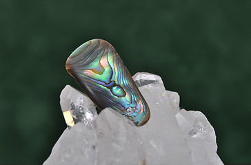 Image showing Nacre on rock crystal