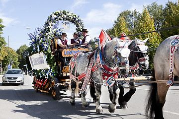 Image showing Oktoberfest Beercarriage