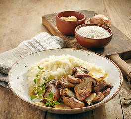 Image showing risotto with wild mushrooms