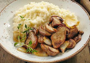 Image showing risotto with wild mushrooms