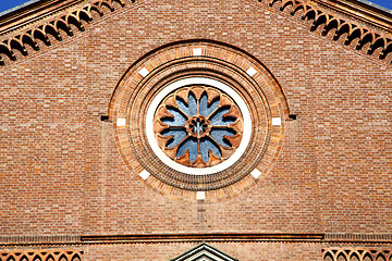 Image showing rose window  italy  lombardy     in  the castellanza  old     br