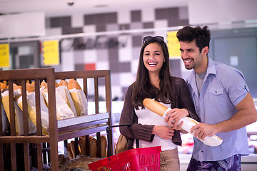 Image showing couple shopping in a supermarket