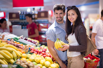 Image showing couple shopping in a supermarket