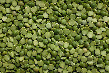 Image showing Dried green split peas background