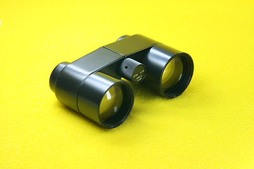 Image showing binoculars horizontal