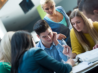 Image showing students group  study