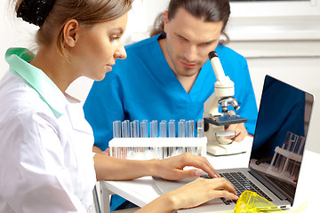 Image showing two researchers in the laboratory