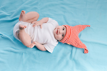 Image showing Baby in hat lying